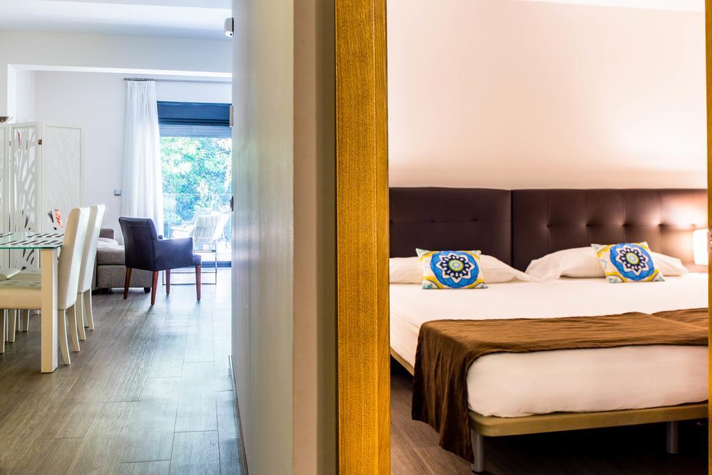 Dimona Suites Apartamentos Turisticos Torremolinos Kültér fotó